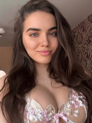 Мишель Пластуновская